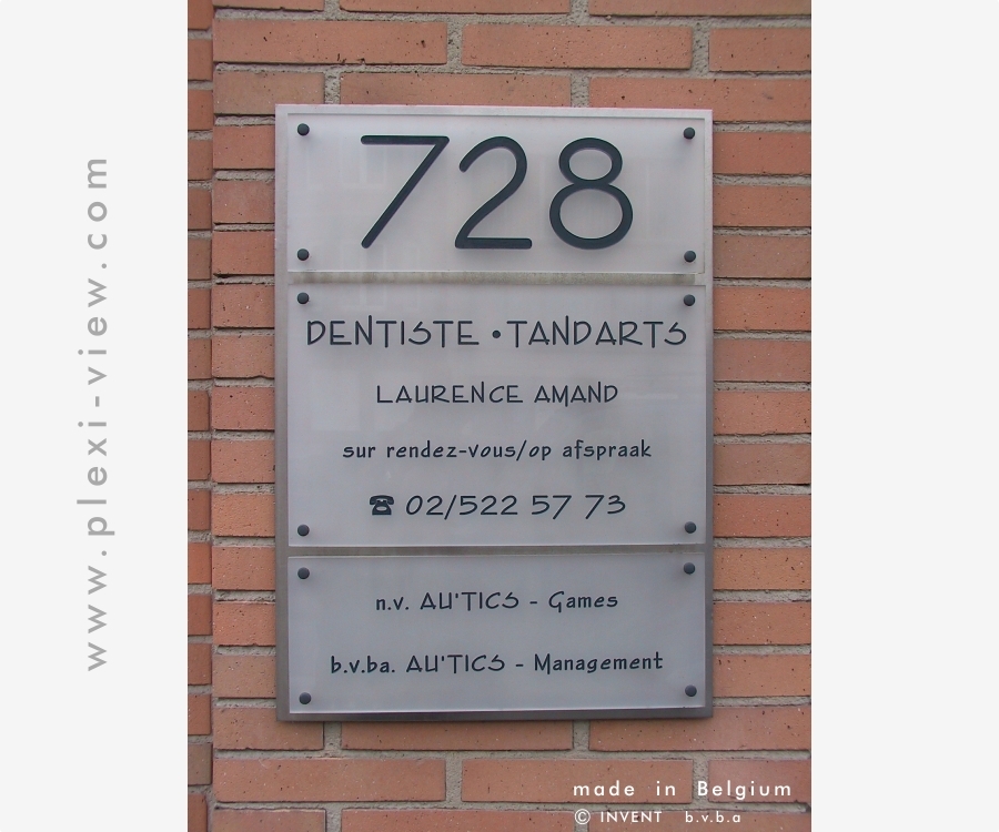 plaque signalétique médecin-dentiste